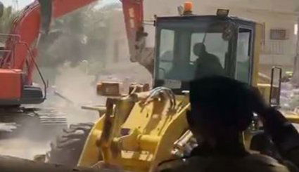 بالصور .. عملية البحث عن ناجين في حادثة انهيار مطعم وسط بغداد