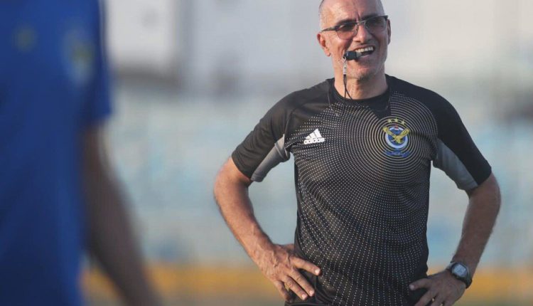 نادي الزوراء يجدد الثقة بأيوب أوديشو لعام إضافي