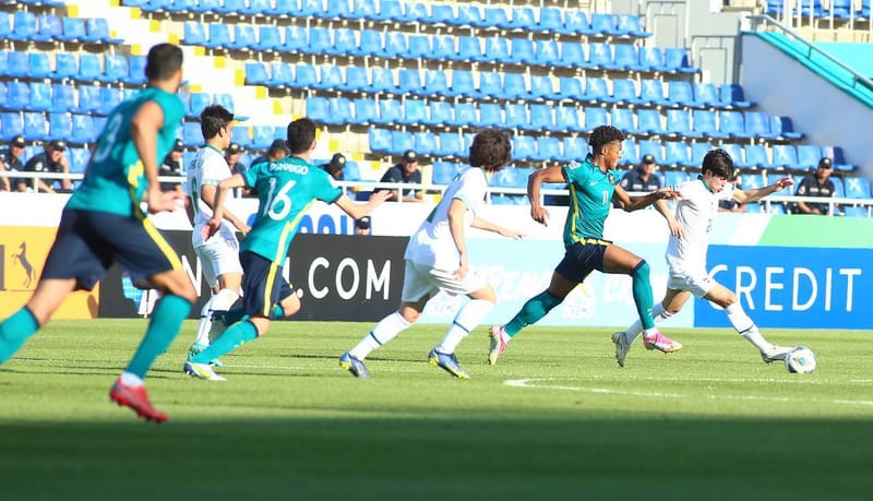 منتخبنا الأولمبي يتعادل مع نظيره الاسترالي