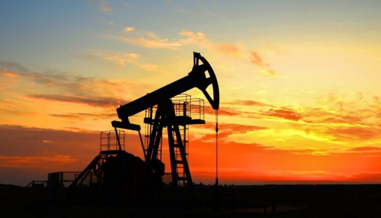 تراجع أسعار النفط في الأسواق العالمية