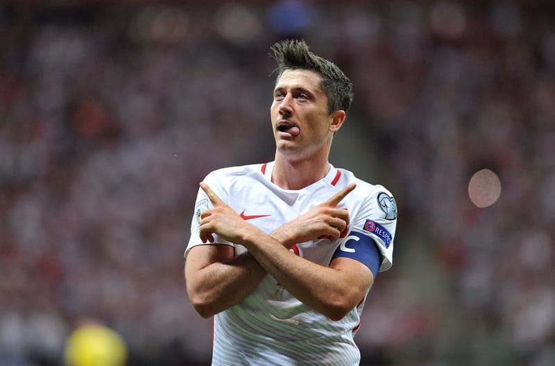 هل يحسم ليفاندوفسكي مستقبله بعد لقاء بلجيكا؟