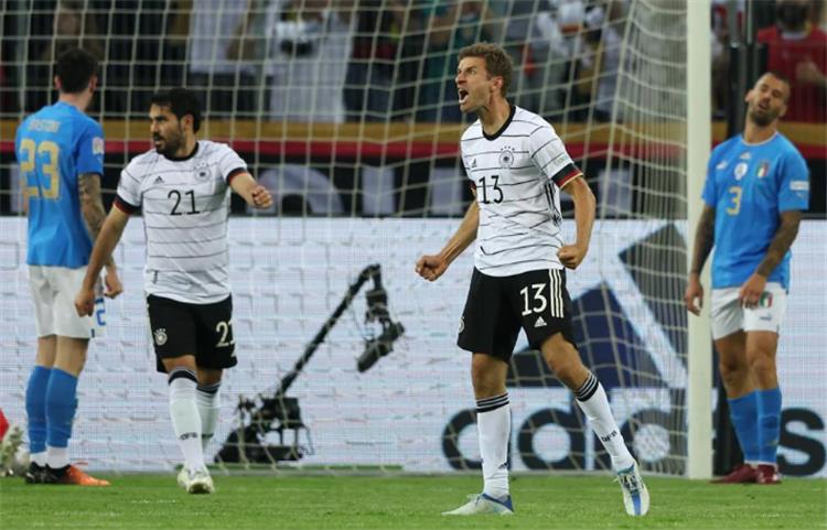 المنتخبات الكبيرة تتعرض لخسائر تاريخية ومذلة