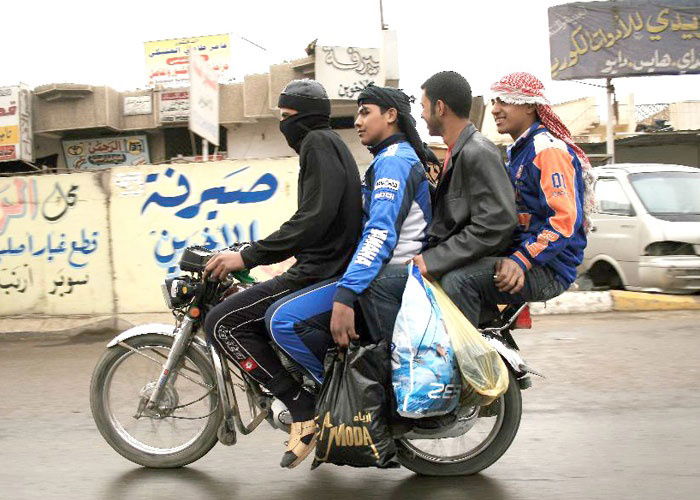 حجز 768 مركبة ودراجة نارية مخالفة للضوابط في المثنى