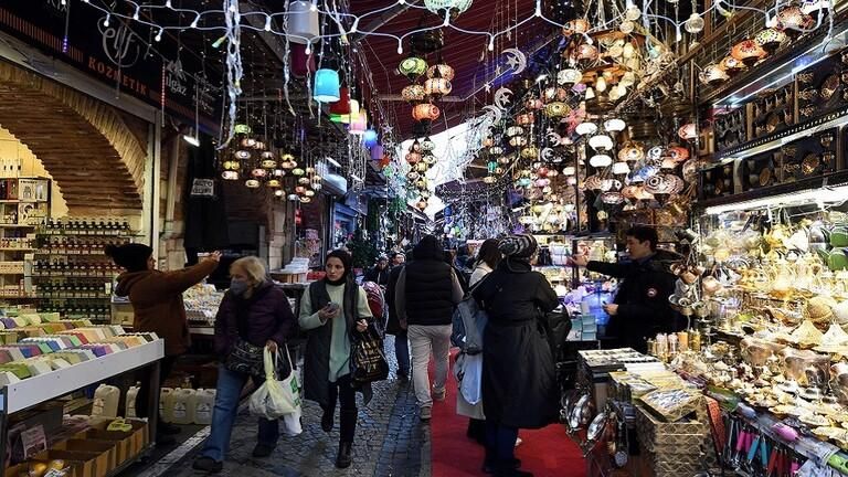 تباطؤ حاد للتضخم السنوي بتركيا في كانون الأول الماضي