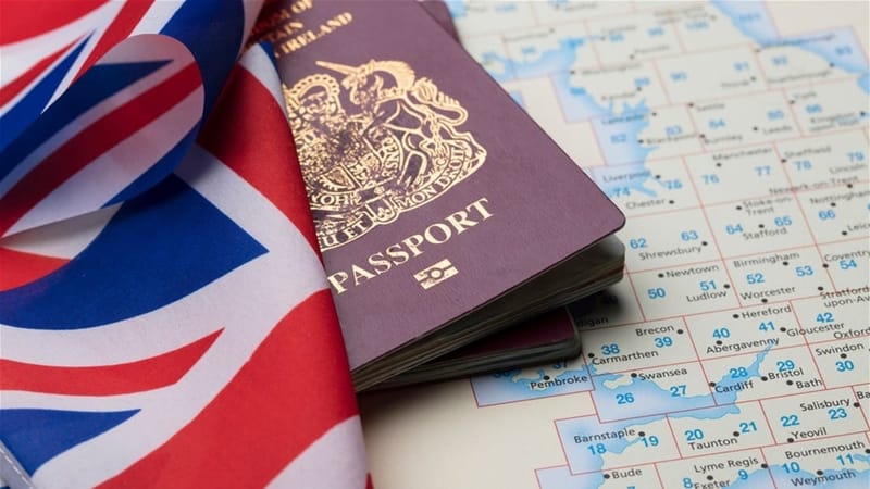 بريطانيا.. طلبات "هائلة" بالتخلي عن الجنسية بعد الخروج من الاتحاد الأوروبي