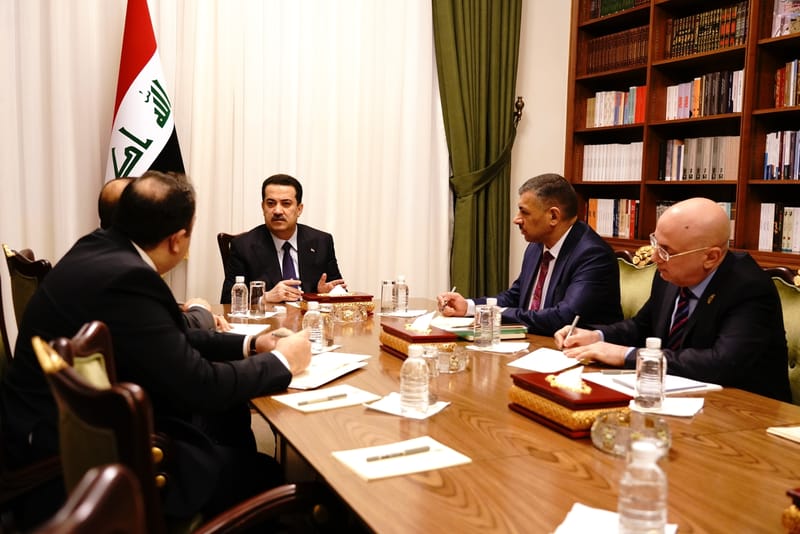 قبل مغادرته إلى المانيا .. السوداني يرصد 1600 مشروع تنموي متلكّئ