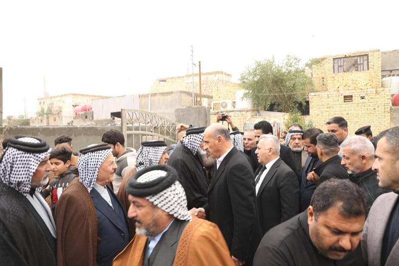 درجال يحضر مجالس عزاء ضحايا حادث مشجعي المنتخب في ذي قار