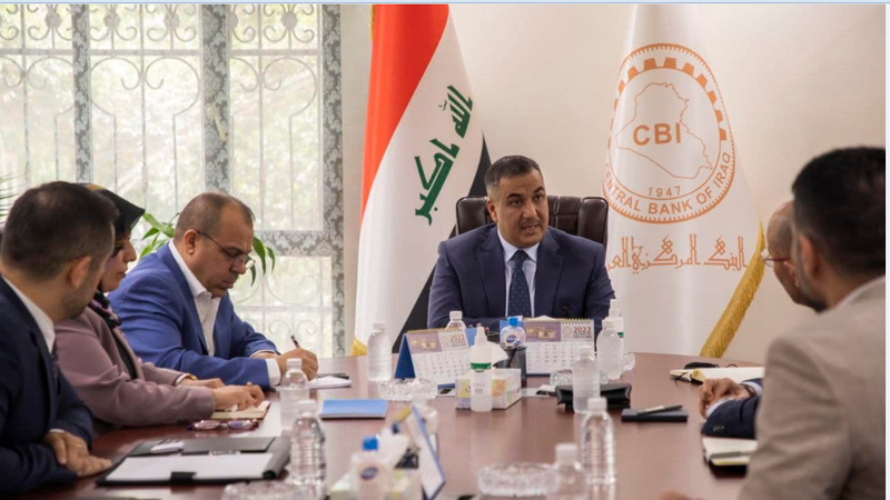 السوداني يعفي محافظ البنك المركزي من منصبه