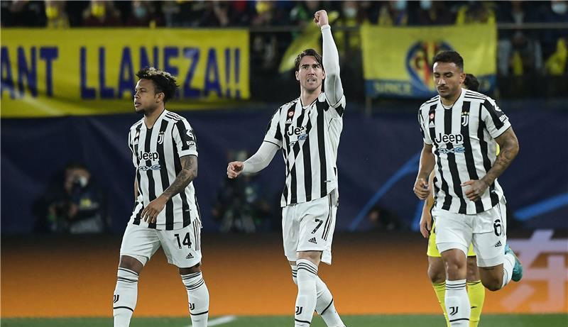 يوفنتوس يغلق الباب في وجه برشلونة