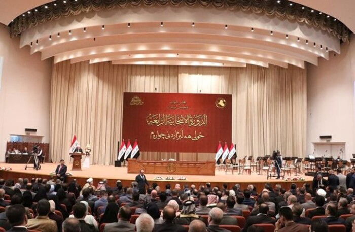 نواب الكتل يتصارعون على اللجان الذهبية!!