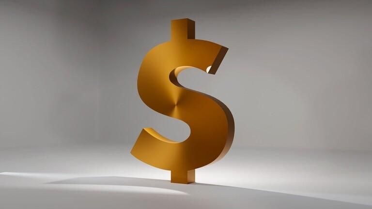 سيناتورة أمريكية: الدولار قد يفقد صفته كـ"عملة عالمية