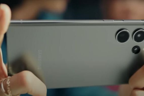 سامسونغ تكشف عن هاتفها الأقوى وكاميراته الفائقة الدقة