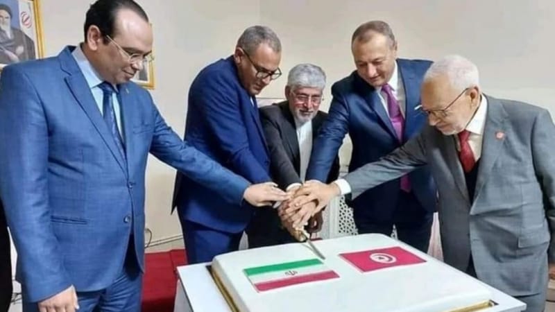 صورة في سفارة إيران بتونس تورط وزيرين بحكومة نجلاء بودن