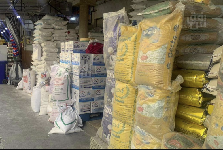 تجار يستثمرون الأزمة.. المواد الغذائية تحافظ على "غلائها" رغم خفض سعر الدولار