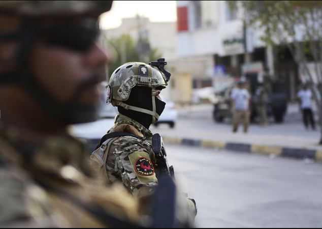 تفكيك إحدى "أخطر" شبكات تجارة المخدرات بالعراق وضبط رئيسها بالجرم المشهود الملقب بـ"كابوس"