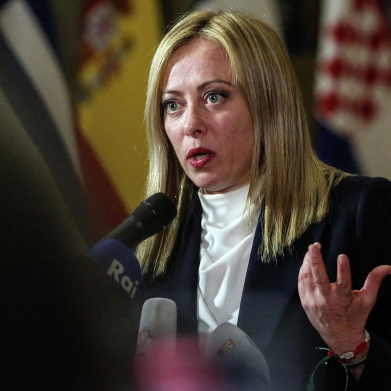 رئيسة وزراء إيطاليا تعتذر لأمير قطر عن عدم تمكنها من مقابلته