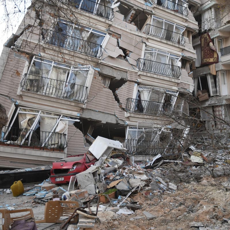 تركيا: 9046 أجنبيا يشاركون في عمليات الإنقاذ داخل مناطق الزلزال