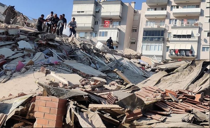 السفارة العراقية في أنقرة تعلن إجلاء 59 عراقياً من مركز الإيواء إلى الموصل