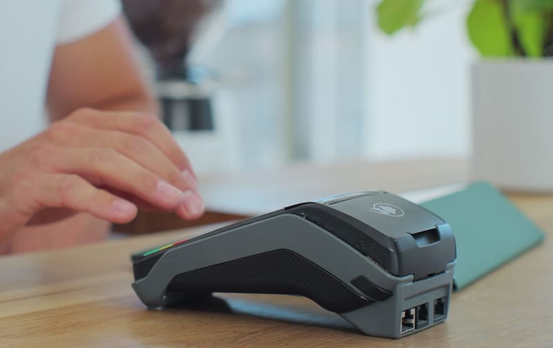 أمانة مجلس الوزراء: بدء العمل بأجهزة الدفع الإلكتروني مطلع حزيران