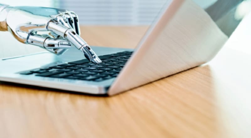 برنامج دردشة من مايكروسوفت يثير جدلا "بتصرف دفاعي والرد على المستخدمين"!