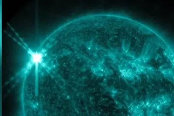 "ناسا": توهج شمسي قوي يؤثر على الاتصالات اللاسلكية