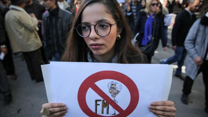 "فيتش" تتوقع أول قسط من صندوق النقد لتونس قريباً وسط تحذيرات عمالية