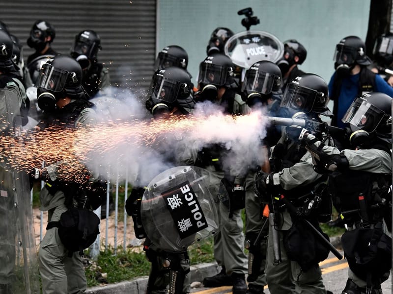 هونغ كونغ تحذر من وجود "قوى مدمرة" نشطة في المدينة