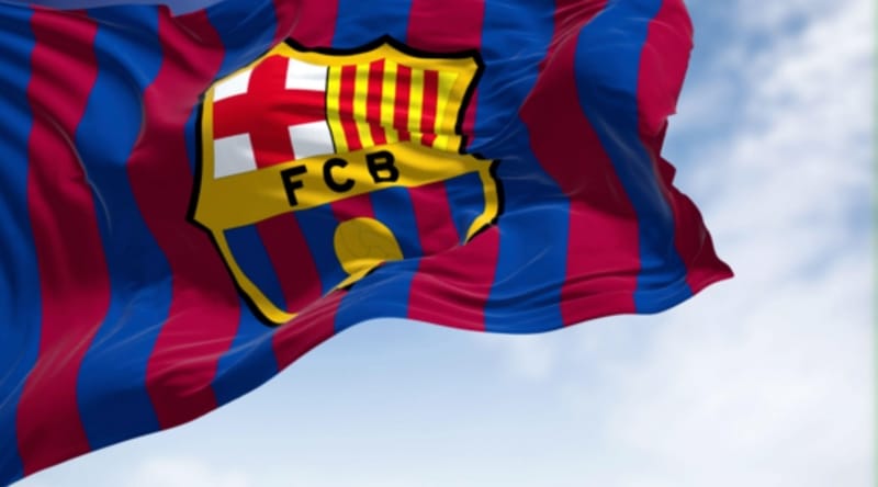 رسميا.. النيابة الإسبانية تتهم نادي برشلونة بالفساد ورشوة مسؤولي التحكيم