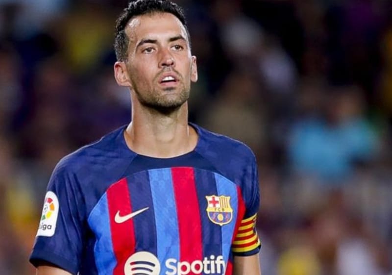 عرض مضاعف يغري بوسكيتس لمغادرة برشلونة