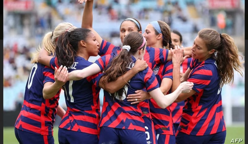 رغم زيادتها 3 أضعاف.. كرة القدم النسائية تحصل على "ثلث" مكافآت الرجال