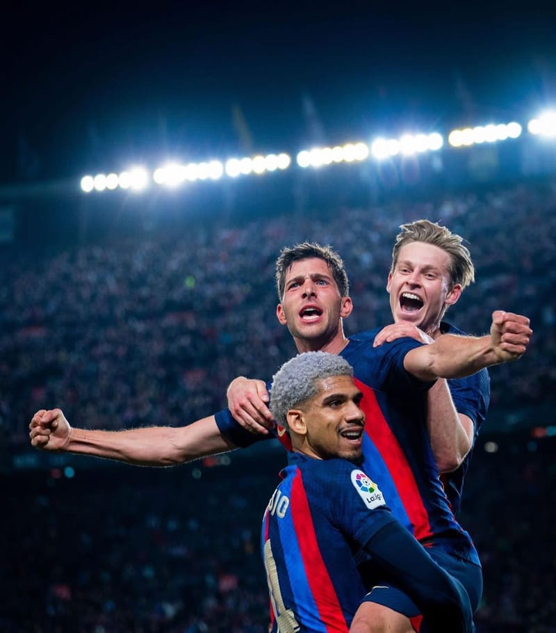 برشلونة يتغلب على ريال مدريد في كلاسيكو الأرض