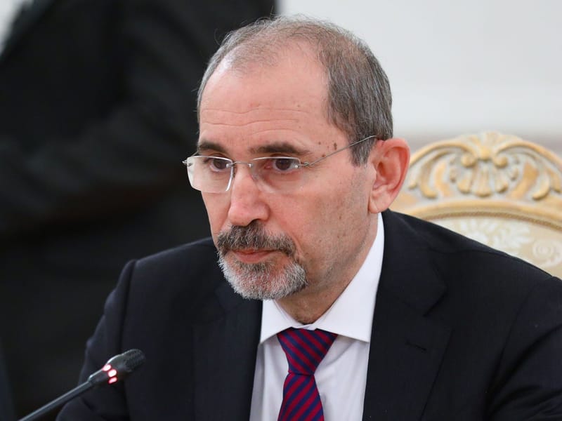 وزير الخارجية الأردني إلى لندن لمناقشة تصريحات وزير المال الإسرائيلي