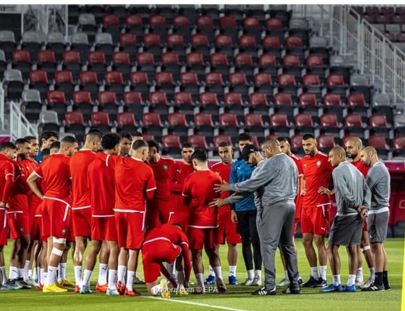 برشلونة يراقب ثلاثي المغرب أمام البرازيل