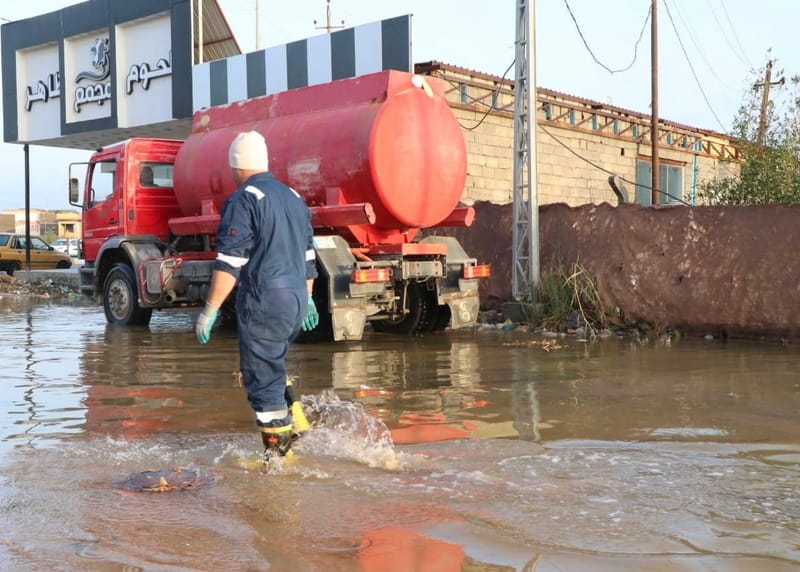 محافظ الديوانية يوجه بفتح تحقيق عاجل بحق مسؤولي ملف المجاري