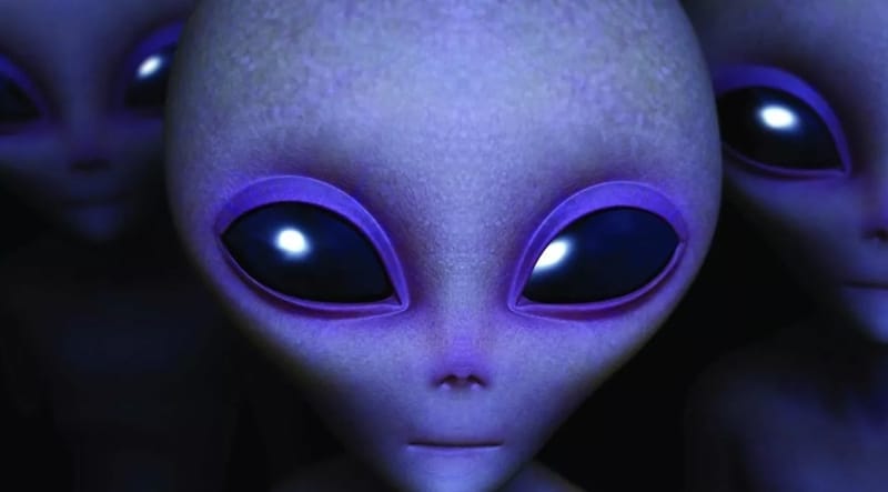 خبراء "البنتاغون" يعتقدون أن كويكب "أومواوا" مركبة "كائنات فضائية"