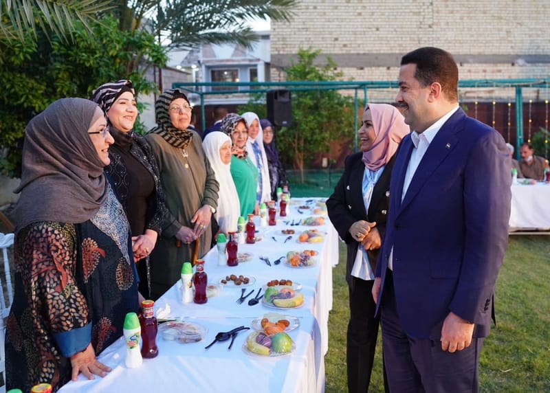 السوداني يزور دار المسنّين ببغداد ويشارك نزلائها مأدبة طعام الإفطار