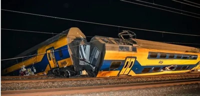 سقوط قتيل وعشرات الجرحى .. حادث قطار مروع في هولندا