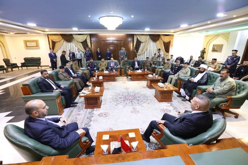 الوائلي والشمري يبحثان القضايا والملفات الأمنية في النجف الأشرف