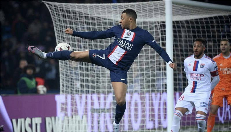 قنبلة مبابي تثير امتعاض سان جيرمان