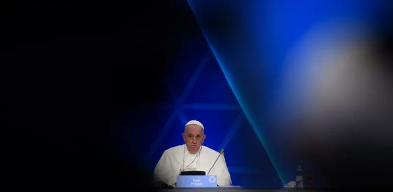البابا "قلق بشدة" من دوامة العنف في الشرق الأوسط