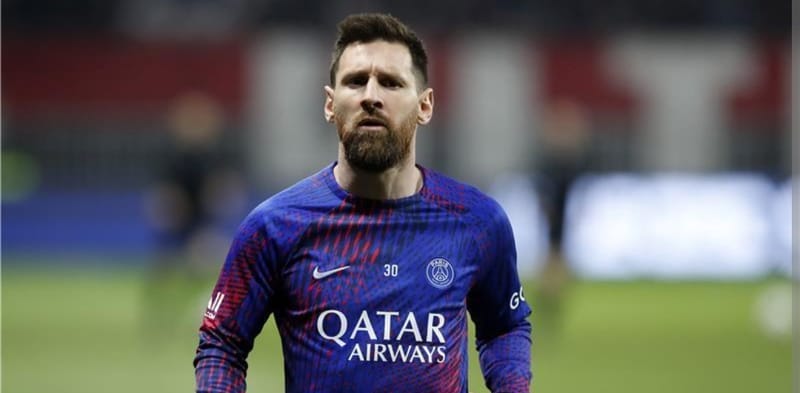 ميسي ينتظر اجتماعين حاسمين للعودة إلى برشلونة