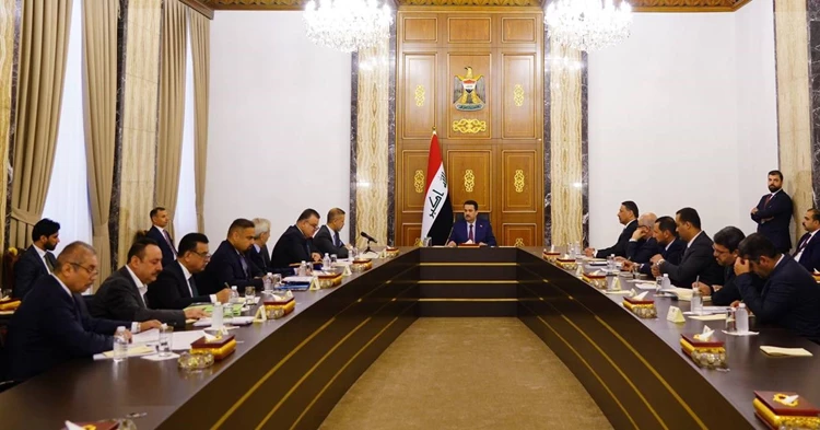 السوداني يترأس اجتماعاً موسّعاً لمناقشة مشاريع المستشفيات المتلكئة في بغداد