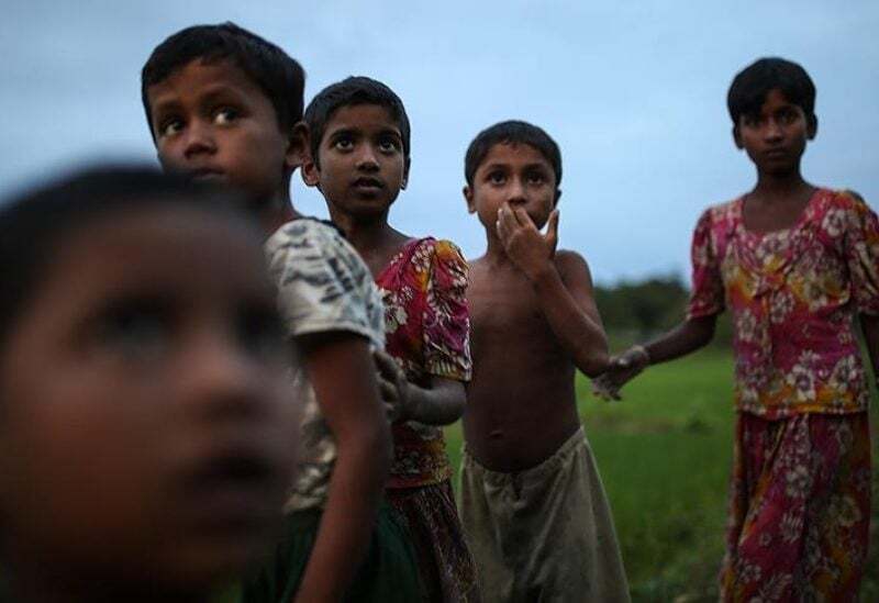 نحو 400 ألف أراكاني لجأوا إلى بنغلاديش هربًا من ميانمار