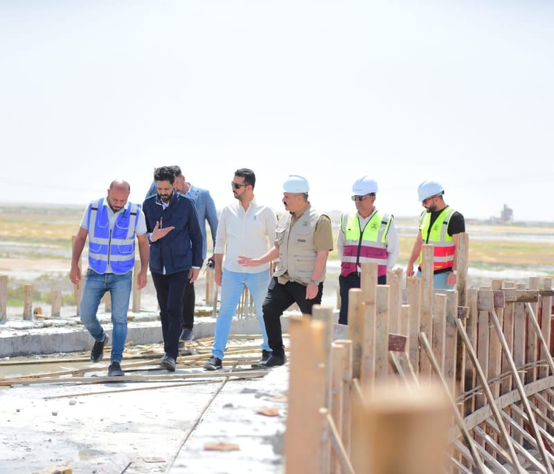 محافظ ذي قار يقف ميدانياً على مشاريع مداخل المحافظة الثلاثة