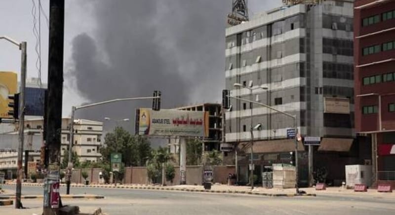 مستشفى أم درمان بالخرطوم يستقبل نحو 30 جثة لقتلى سقطوا في الاشتباكات