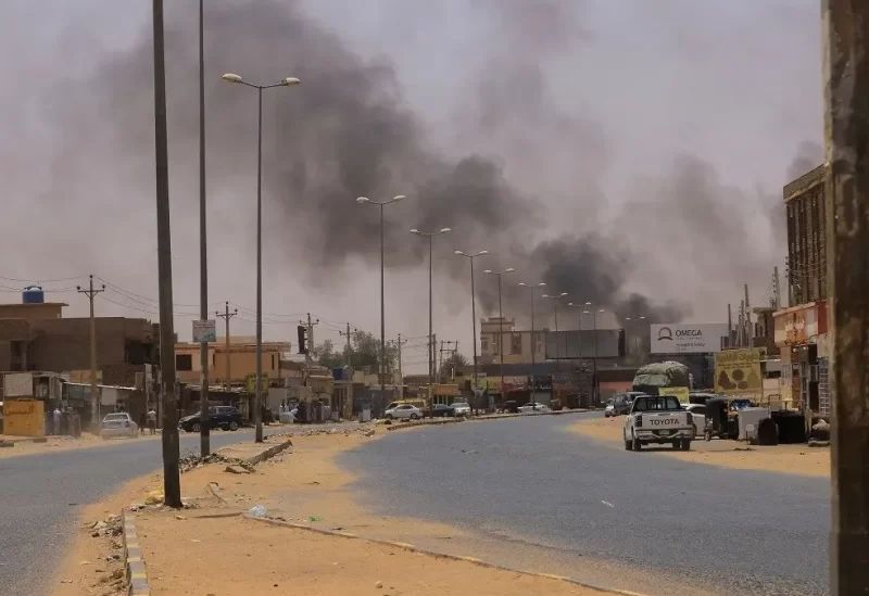 4 قتلى إثر سقوط قذيفتين على منزل وزير المعادن في الخرطوم