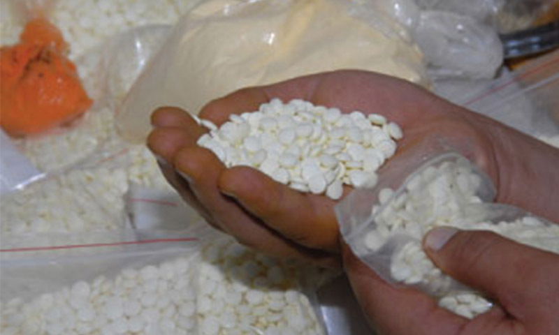 بعملية نوعية.. العثور على 134 ألف حبة مخدرة شمال بغداد