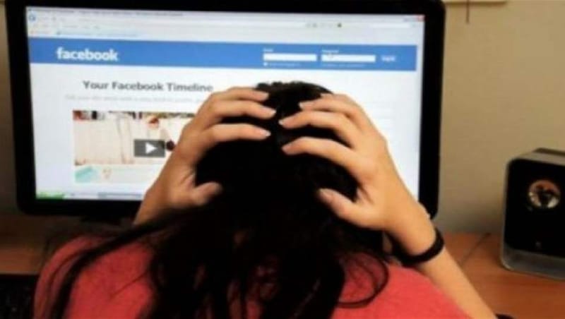 الإطاحة بمبتز هدد فتاة بنشر تسجيلات صوتية مقابل 100 ألف دولار