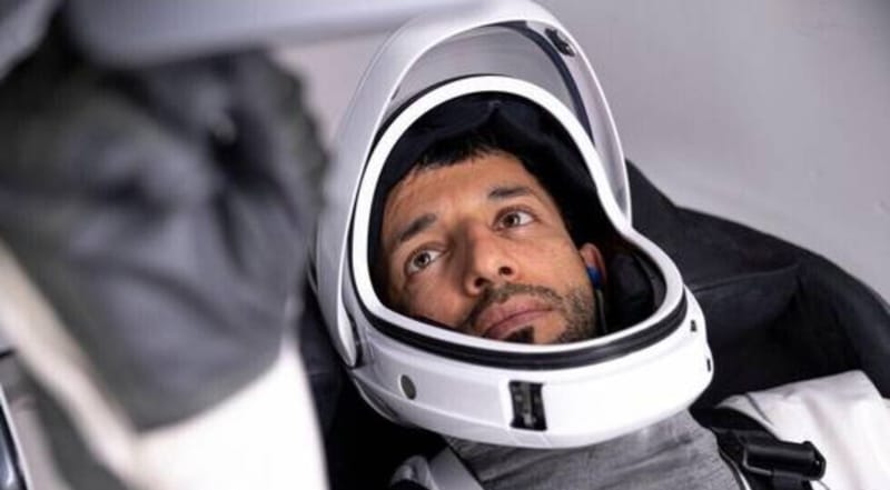 على عتبة مهمته في الفضاء.. الرائد سلطان النيادي يكشف مواصفات بزّته الفضائية