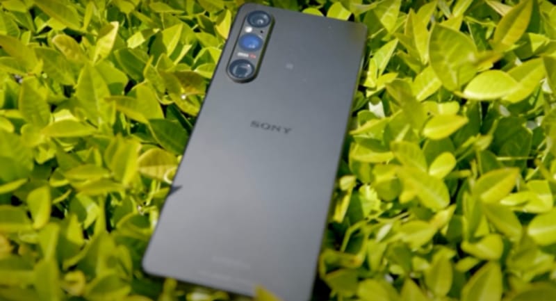 منافس ياباني جديد يكتسح عالم هواتف أندرويد